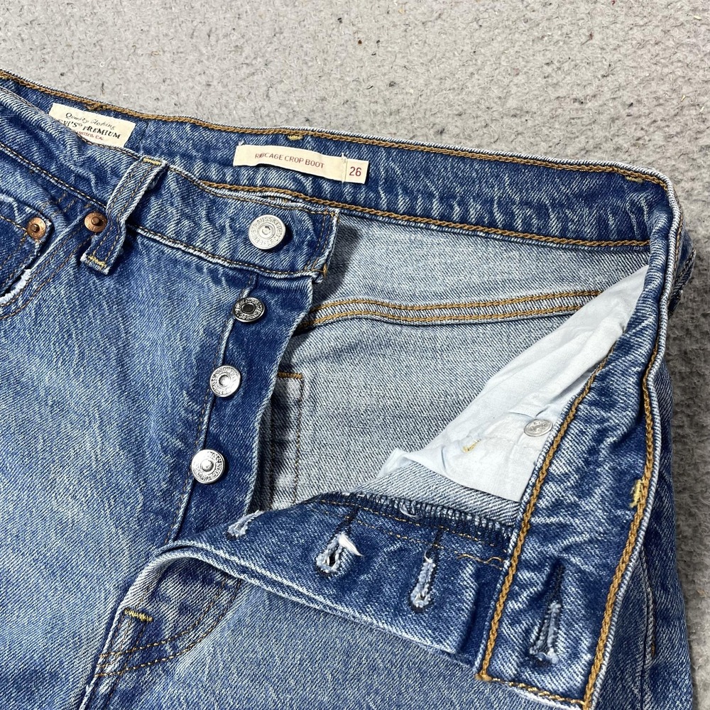 Levis Ribcage Crop Boot Jeans Womens 26 Blue Med Wash High Rise Stretch 26x26 - Picture 6 of 14
